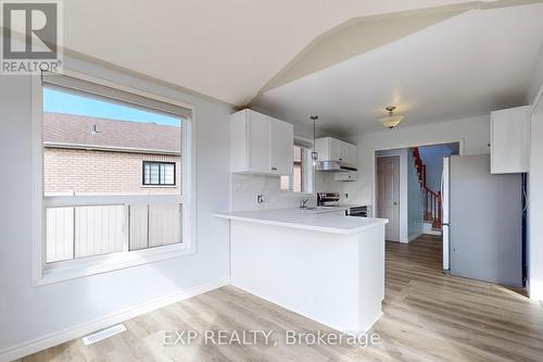 99 Julia Crescent, Orillia, ON - Indoor Photo Showing Kitchen