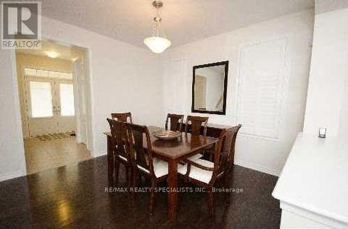 1066 Savoline Boulevard, Milton, ON - Indoor Photo Showing Dining Room