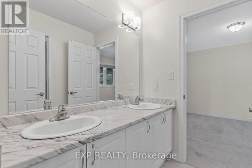 71 Royal Fern Crescent, Caledon, ON - Indoor Photo Showing Bathroom