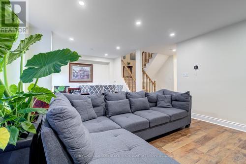 19 - 2880 Headon Forest Drive, Burlington, ON - Indoor Photo Showing Living Room