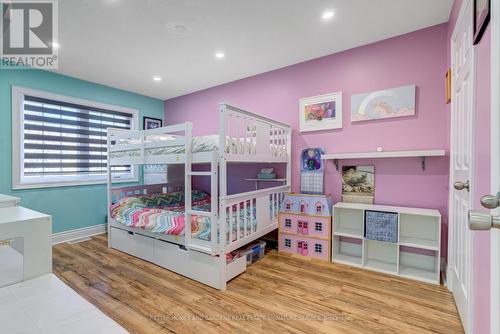 19 - 2880 Headon Forest Drive, Burlington, ON - Indoor Photo Showing Bedroom