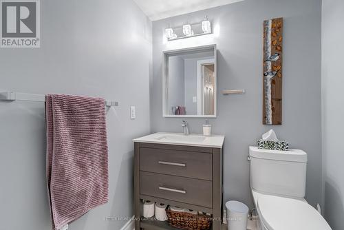 19 - 2880 Headon Forest Drive, Burlington, ON - Indoor Photo Showing Bathroom