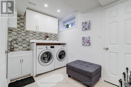 19 - 2880 Headon Forest Drive, Burlington, ON - Indoor Photo Showing Laundry Room