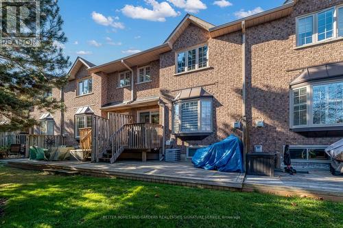 19 - 2880 Headon Forest Drive, Burlington, ON - Outdoor