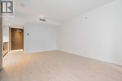 1710 4730 Lougheed Highway, Burnaby, BC - Indoor Photo Showing Other Room