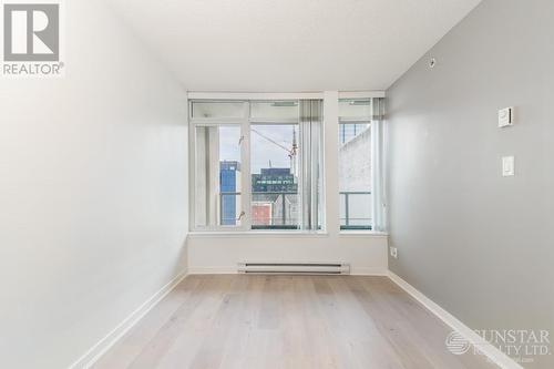 914 610 Granville Avenue, Vancouver, BC - Indoor Photo Showing Other Room