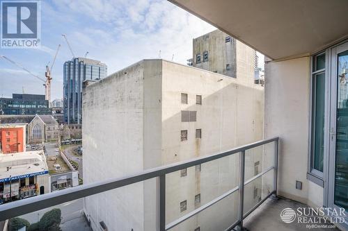 914 610 Granville Avenue, Vancouver, BC - Outdoor With Balcony With Exterior