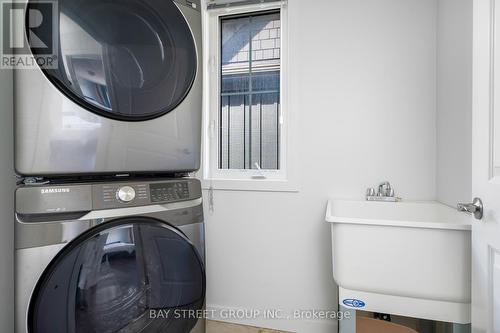 142 Yellow Birch Crescent, Blue Mountains, ON - Indoor Photo Showing Laundry Room