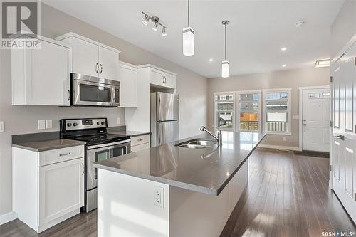 1113 Kolynchuk Link, Saskatoon, SK - Indoor Photo Showing Kitchen With Double Sink With Upgraded Kitchen