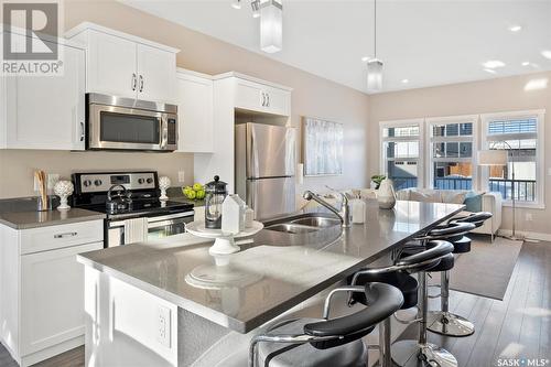 1113 Kolynchuk Link, Saskatoon, SK - Indoor Photo Showing Kitchen With Double Sink With Upgraded Kitchen