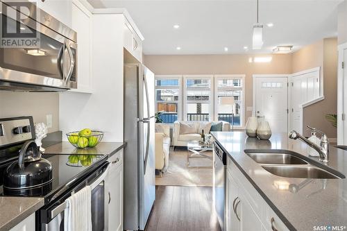 1113 Kolynchuk Link, Saskatoon, SK - Indoor Photo Showing Kitchen With Double Sink With Upgraded Kitchen