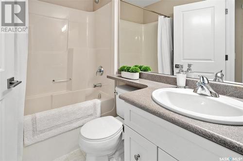 1113 Kolynchuk Link, Saskatoon, SK - Indoor Photo Showing Bathroom