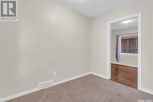 317 Y Avenue S, Saskatoon, SK - Indoor Photo Showing Other Room