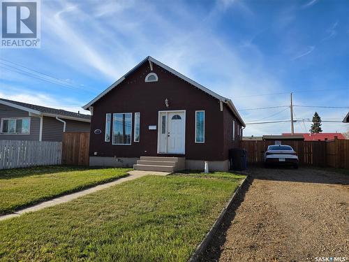 1411 110Th Street, North Battleford, SK - Outdoor