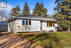 3512 Lang AVENUE  Regina, SK S4R 3V4