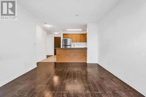 1004 - 3 Michael Power Place, Toronto, ON - Indoor Photo Showing Kitchen