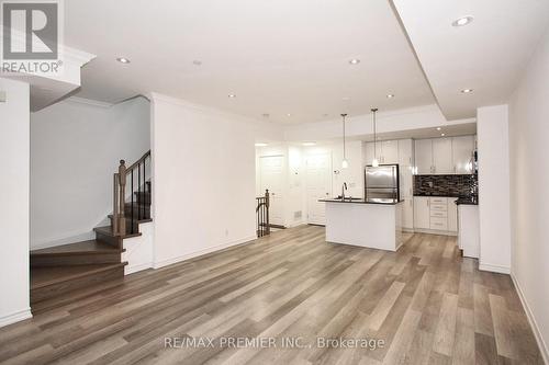 147 - 50 Carnation Avenue, Toronto, ON - Indoor Photo Showing Kitchen