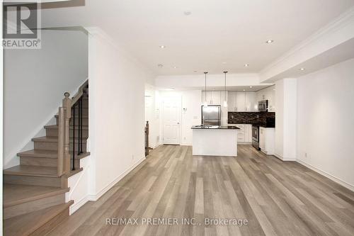 147 - 50 Carnation Avenue, Toronto, ON - Indoor Photo Showing Kitchen