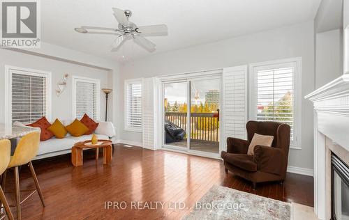 2419 Wasaga Drive, Oakville, ON - Indoor Photo Showing Living Room