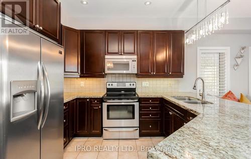 2419 Wasaga Drive, Oakville, ON - Indoor Photo Showing Kitchen With Double Sink