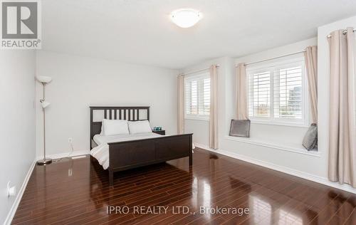 2419 Wasaga Drive, Oakville, ON - Indoor Photo Showing Bedroom