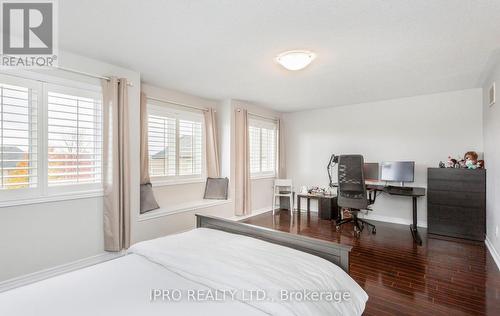 2419 Wasaga Drive, Oakville, ON - Indoor Photo Showing Bedroom