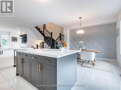 4023 Sixth Line, Oakville, ON - Indoor Photo Showing Kitchen