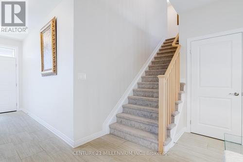 7387 Sherrilee Crescent, Niagara Falls, ON - Indoor Photo Showing Other Room