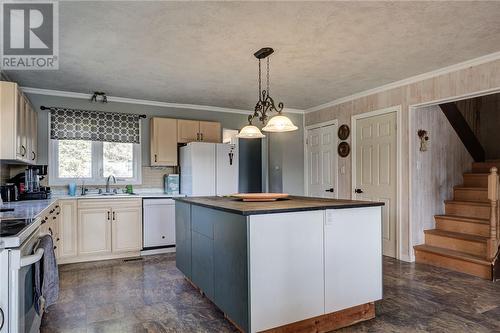 425 Langlois, Markstay-Warren, ON - Indoor Photo Showing Kitchen