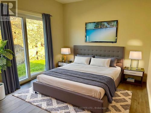 6 Gladstone Street, Madoc, ON - Indoor Photo Showing Bedroom