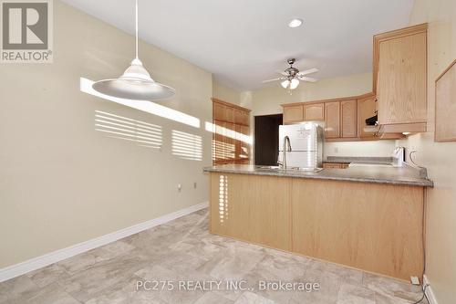 243 - 2025 Meadowgate Boulevard, London, ON - Indoor Photo Showing Kitchen