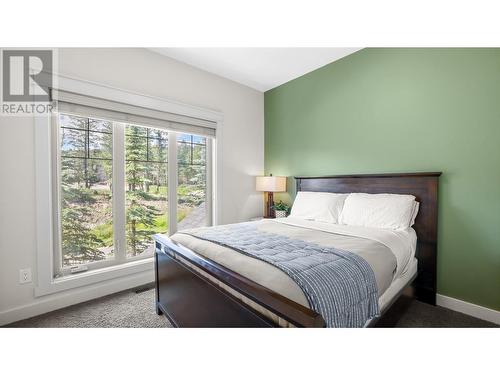 1904 Pineridge Mountain Link Unit# 12, Invermere, BC - Indoor Photo Showing Bedroom