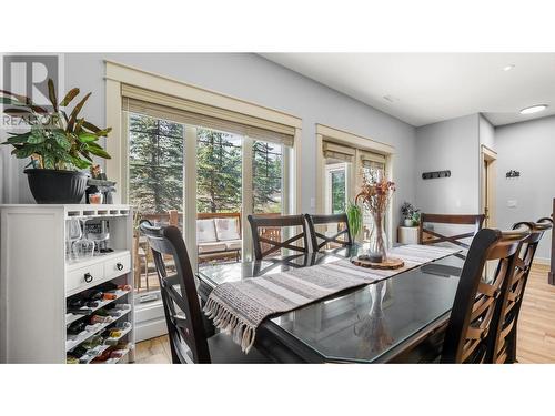 1904 Pineridge Mountain Link Unit# 12, Invermere, BC - Indoor Photo Showing Dining Room