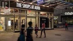 104 - 384 YONGE STREET  Toronto, ON M5B 1S8