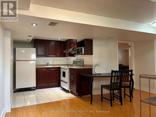 60 Transwell Avenue, Toronto, ON - Indoor Photo Showing Kitchen