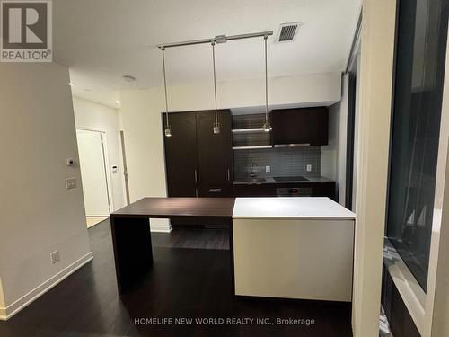 4902 - 88 Harbour Street, Toronto, ON - Indoor Photo Showing Kitchen