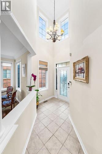 33 Alyssum Court, Richmond Hill, ON - Indoor Photo Showing Other Room