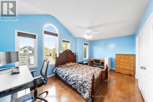 33 Alyssum Court, Richmond Hill, ON - Indoor Photo Showing Bedroom