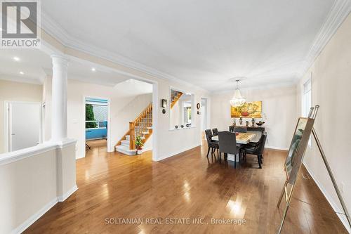 33 Alyssum Court, Richmond Hill, ON - Indoor Photo Showing Dining Room