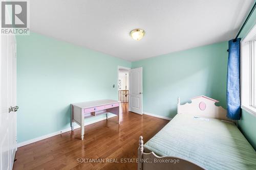 33 Alyssum Court, Richmond Hill, ON - Indoor Photo Showing Bedroom