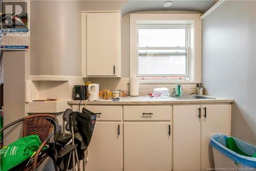 319 Dominion Street, Moncton, NB - Indoor Photo Showing Bathroom