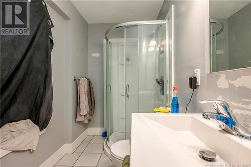 319 Dominion Street, Moncton, NB - Indoor Photo Showing Bathroom