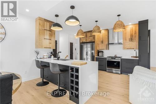 602 Telegraph Street, Alfred And Plantagenet, ON - Indoor Photo Showing Kitchen With Stainless Steel Kitchen