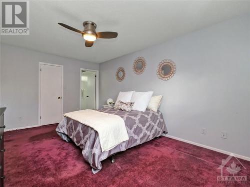 6337 Viseneau Drive, Ottawa, ON - Indoor Photo Showing Bedroom