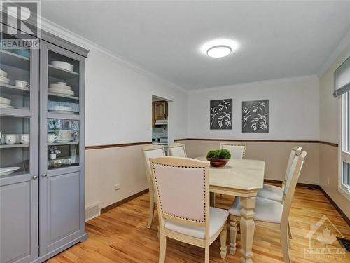 6337 Viseneau Drive, Ottawa, ON - Indoor Photo Showing Dining Room