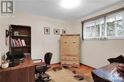 2536 Traverse Drive, Ottawa, ON - Indoor Photo Showing Office