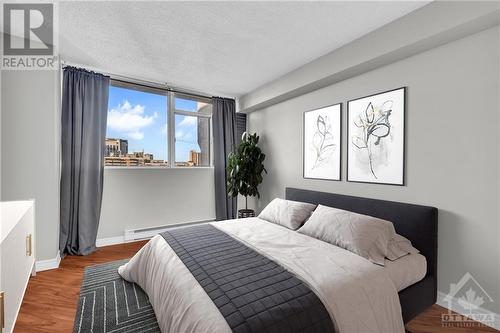 530 Laurier Avenue W Unit#1201, Ottawa, ON - Indoor Photo Showing Bedroom