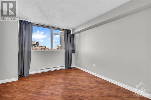 530 Laurier Avenue W Unit#1201, Ottawa, ON - Indoor Photo Showing Other Room