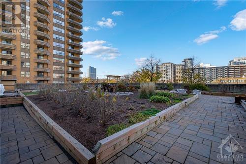 530 Laurier Avenue W Unit#1201, Ottawa, ON - Outdoor