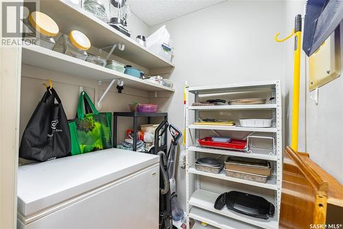 102B 1121 Mckercher Drive, Saskatoon, SK - Indoor Photo Showing Laundry Room